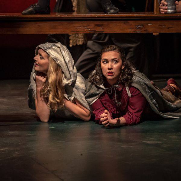 Elyse Anne Kakacek in performance