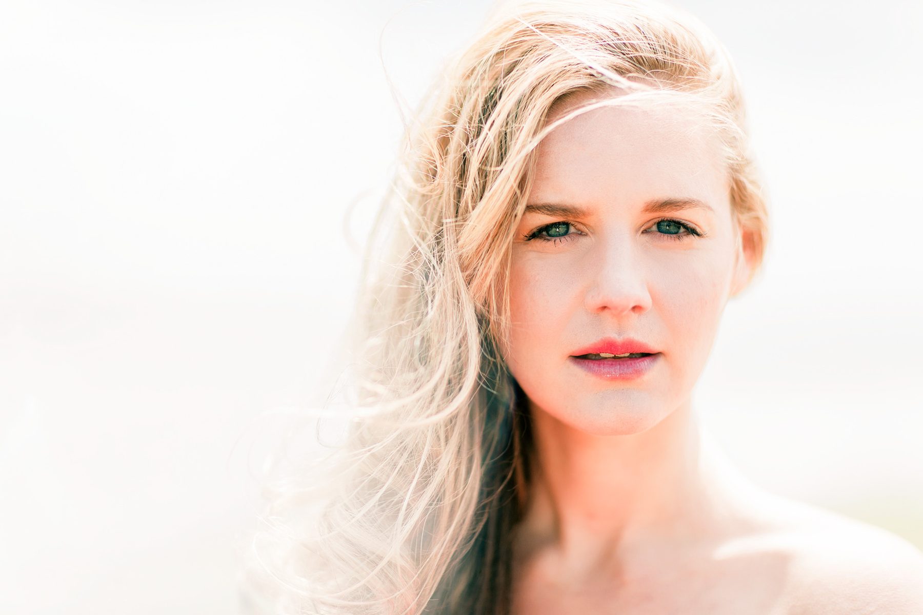 Elyse Anne Kakacek, soprano